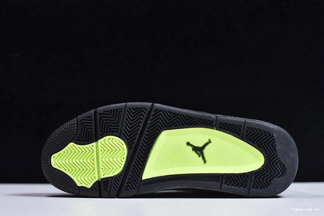 4 SE Jordan CT5342-007 Neon Air 0730